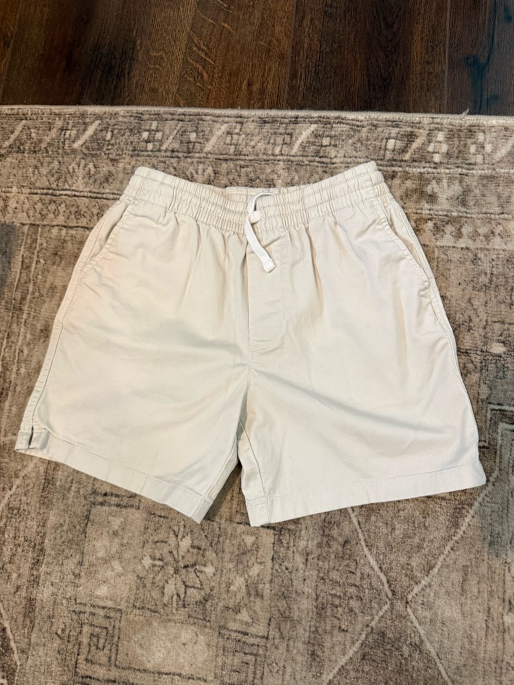 Vineyard Vines boys chino shorts